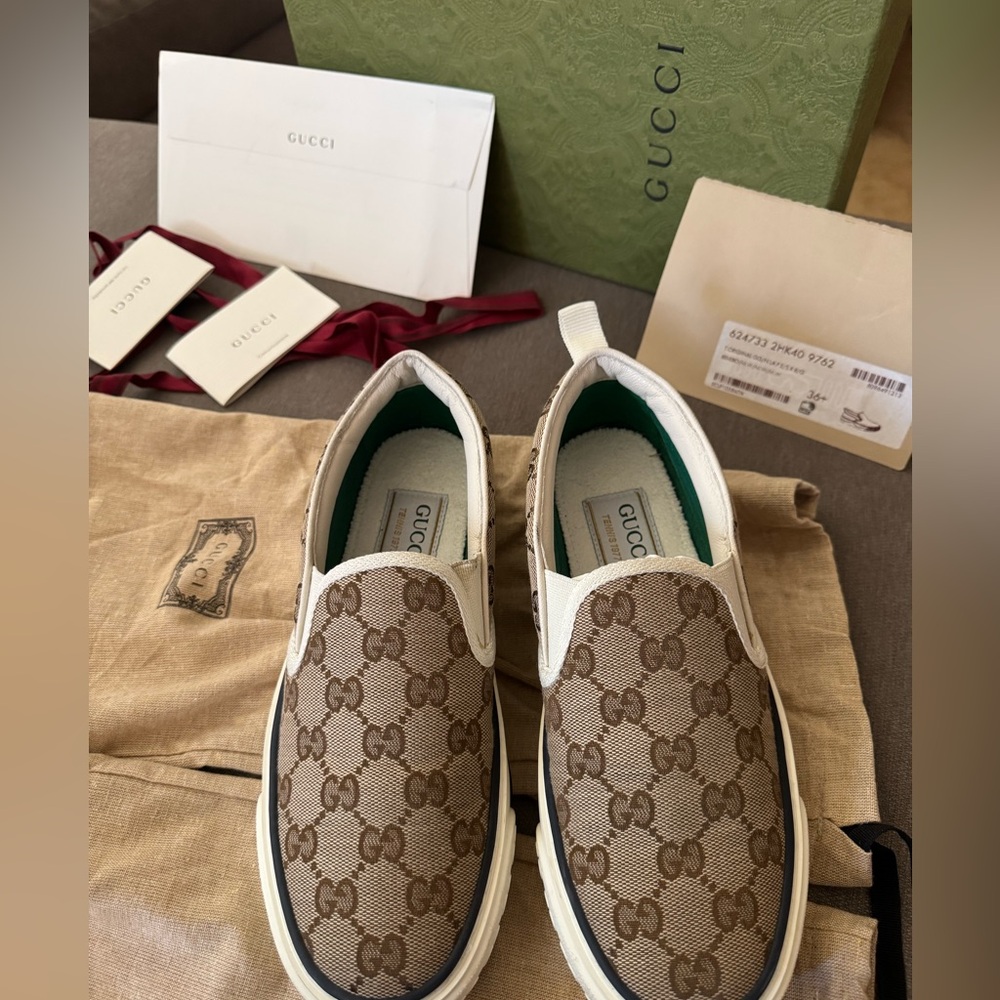 Pre loved - GUCCI Tennis 1977 Women’s Slip - on Sneakers GG Canvas